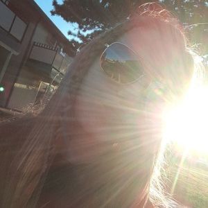 Meet your Posher, Tory